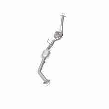 Load image into Gallery viewer, MagnaFlow Exhaust Products 447163 California CARB Direct-Fit Catalytic Converter for Select Toyota Sienna