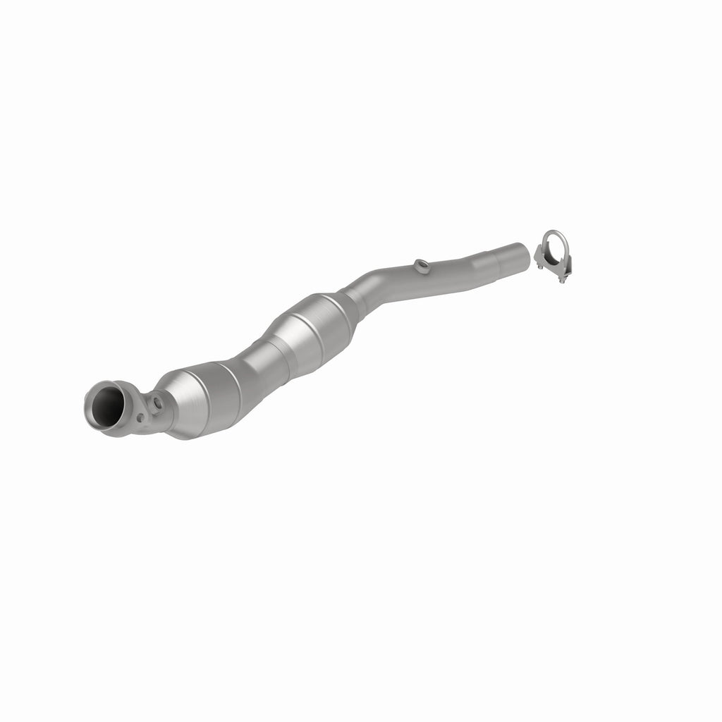 MagnaFlow Exhaust Products 49722 OEM Grade Direct-Fit Catalytic Converter for Select Land Rover Range Rover
