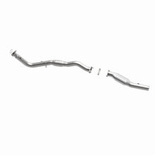 Load image into Gallery viewer, MagnaFlow Exhaust Products 93623 HM Grade Direct-Fit Catalytic Converter for Select Chevrolet Silverado HD, Chevrolet Silverado 2500, Chevrolet Suburban 2500, GMC Sierra HD, GMC Sierra 2500, GMC Sierra HD, GMC Yukon XL