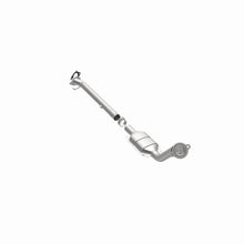 Load image into Gallery viewer, MagnaFlow Exhaust Products 51845 OEM Grade Direct-Fit Catalytic Converter for Select Buick Rendezvous, Chevrolet Venture, Oldsmobile Silhouette, Pontiac Aztek, Pontiac Montana