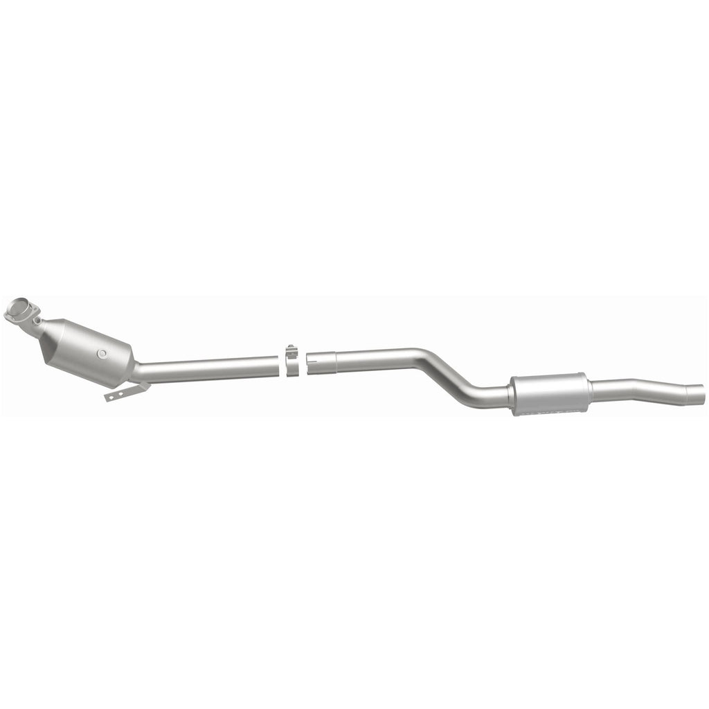 MagnaFlow Exhaust Products 21-498 OEM Grade Direct-Fit Catalytic Converter for Select Mercedes-Benz C300