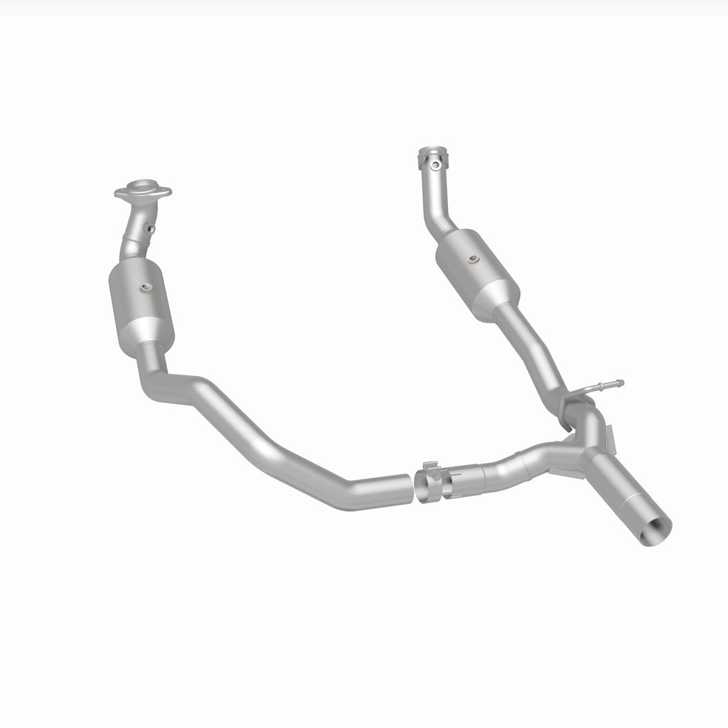 MagnaFlow Exhaust Products 280014 OEM Grade Direct-Fit Catalytic Converter for Select Ford E-350 Super Duty, Ford E-450 Super Duty