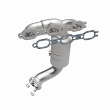 Load image into Gallery viewer, MagnaFlow Exhaust Products 51394 OEM Grade Manifold Catalytic Converter for Select Chrysler Pacifica, Chrysler Sebring, Chrysler Town &amp; Country, Dodge Avenger, Dodge Grand Caravan, Dodge Journey, Volkswagen Routan