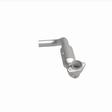 Load image into Gallery viewer, MagnaFlow Exhaust Products 4651412 California CARB Direct-Fit Catalytic Converter for Select Ford Expedition