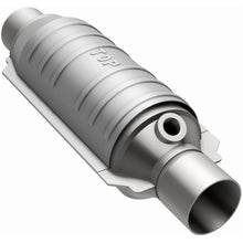 Load image into Gallery viewer, MagnaFlow Exhaust Products 418035 California CARB Universal Catalytic Converter for Select Acura NSX, Audi TT, Audi TT Quattro, Chrysler Sebring, Dodge Stratus, INFINITI G20, Nissan 200SX, Nissan Sentra, Plymouth Breeze, Saab 900, Saab 9000, Volkswagen