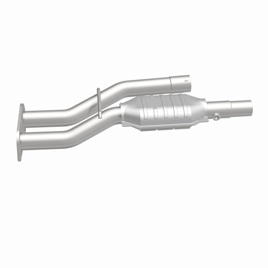MagnaFlow Exhaust Products 23179 HM Grade Direct-Fit Catalytic Converter for Select Chevrolet C2500, Chevrolet C2500 Suburban, Chevrolet C3500, Chevrolet K2500, Chevrolet K3500, GMC C2500, GMC C2500 Suburban, GMC K2500, GMC K3500