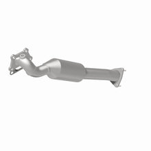 Load image into Gallery viewer, MagnaFlow Exhaust Products 5582610 California CARB Direct-Fit Catalytic Converter for Select Chevrolet Colorado, GMC Canyon