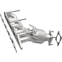 Load image into Gallery viewer, MagnaFlow Exhaust Products 22-138 OEM Grade Manifold Catalytic Converter for Select Volvo S60, Volvo V70