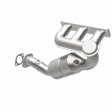 Load image into Gallery viewer, MagnaFlow Exhaust Products 452466 California CARB Manifold Catalytic Converter for Select BMW 528i