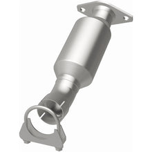 Load image into Gallery viewer, MagnaFlow Exhaust Products 5671448 California CARB Direct-Fit Catalytic Converter for Select Toyota Prius C