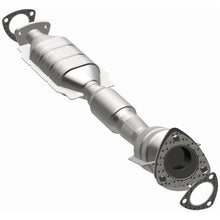 Load image into Gallery viewer, MagnaFlow Exhaust Products 24410 HM Grade Direct-Fit Catalytic Converter for Select Saturn L300, Saturn LS2, Saturn LW2, Saturn LW300