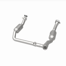 Load image into Gallery viewer, MagnaFlow Exhaust Products 280656 OEM Grade Direct-Fit Catalytic Converter for Select Chevrolet Silverado 1500, Chevrolet Silverado LTD, Chevrolet Suburban, Chevrolet Tahoe, GMC Sierra 1500, GMC Sierra Limited, GMC Yukon, GMC Yukon XL
