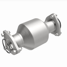 Load image into Gallery viewer, MagnaFlow Exhaust Products 5571476 California CARB Direct-Fit Catalytic Converter for Select Honda Accord