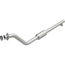 Load image into Gallery viewer, MagnaFlow Exhaust Products 3391438 California CARB Direct-Fit Catalytic Converter for Select Chevrolet Lumina APV, Oldsmobile Silhouette, Pontiac Trans Sport