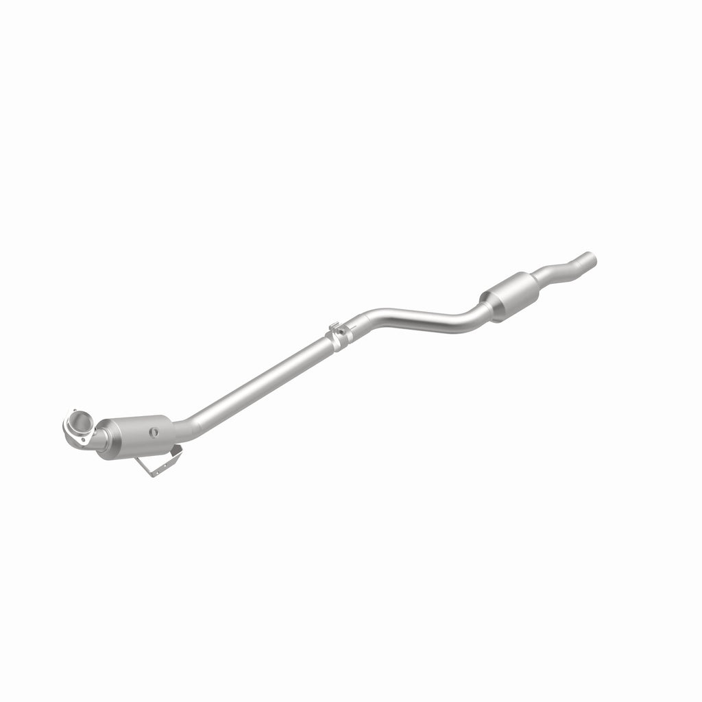 MagnaFlow Exhaust Products 21-440 OEM Grade Direct-Fit Catalytic Converter for Select Mercedes-Benz GLK350