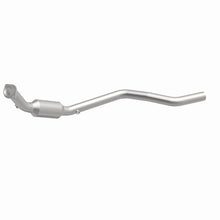 Load image into Gallery viewer, MagnaFlow Exhaust Products 4481468 California CARB Direct-Fit Catalytic Converter for Select Ford Thunderbird, Jaguar S-Type, Lincoln LS