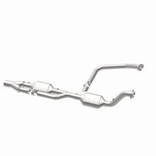 Load image into Gallery viewer, MagnaFlow Exhaust Products 24293 HM Grade Direct-Fit Catalytic Converter for Select Dodge Ram 2500, Dodge Ram