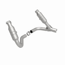 Load image into Gallery viewer, MagnaFlow Exhaust Products 49638 OEM Grade Direct-Fit Catalytic Converter for Select Chrysler Aspen, Dodge Durango