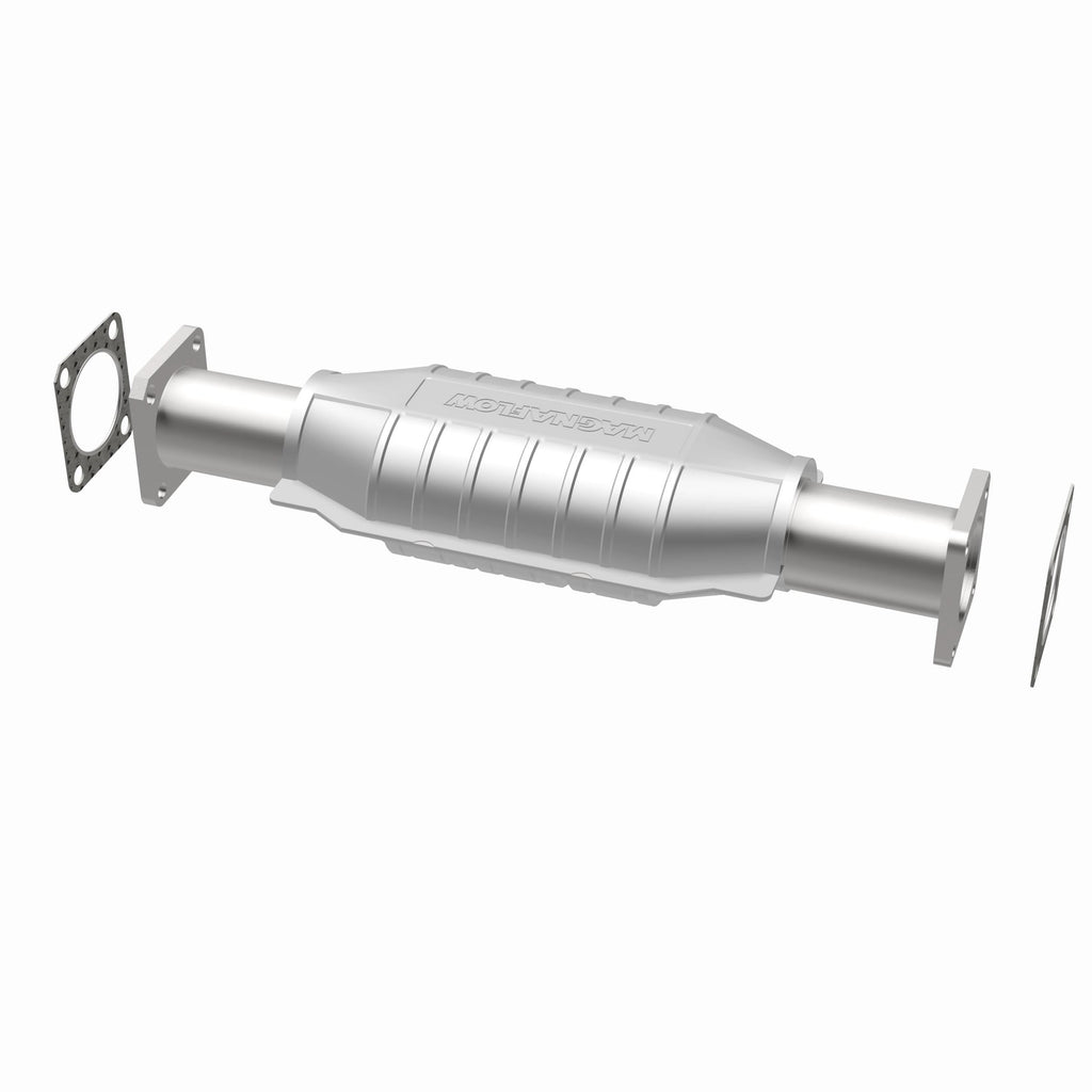 MagnaFlow Exhaust Products 3391657 California CARB Direct-Fit Catalytic Converter for Select Isuzu Pickup, Isuzu Rodeo, Isuzu Trooper