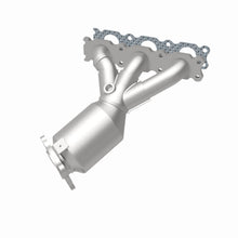 Load image into Gallery viewer, MagnaFlow Exhaust Products 52167 OEM Grade Manifold Catalytic Converter for Select Land Rover LR2