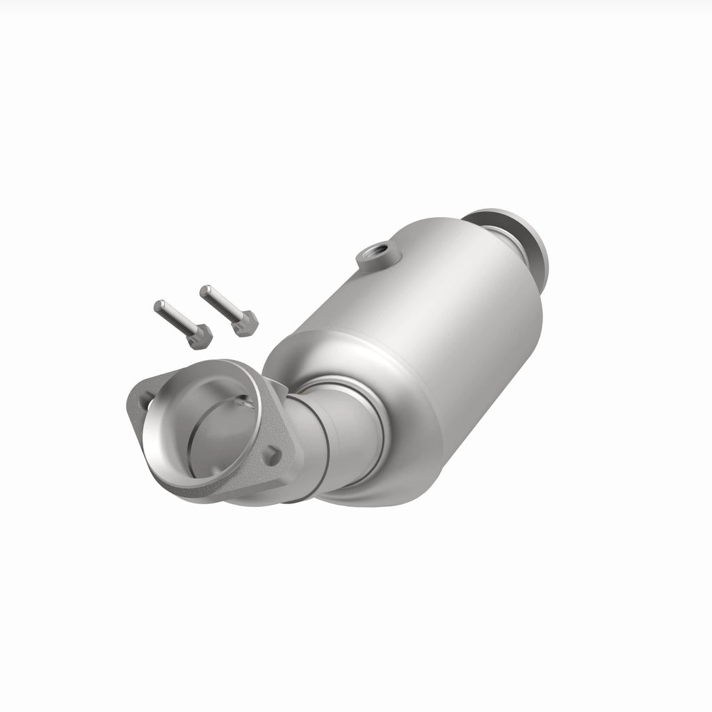 MagnaFlow Exhaust Products 21-681 OEM Grade Direct-Fit Catalytic Converter for Select Mercedes-Benz C400, Mercedes-Benz C43 AMG, Mercedes-Benz C450 AMG, Mercedes-Benz E43 AMG, Mercedes-Benz E450, Mercedes-Benz GLC43 AMG