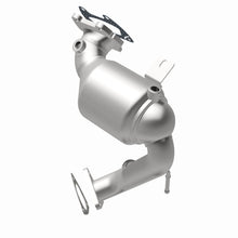 Load image into Gallery viewer, MagnaFlow Exhaust Products 5551161 California CARB Manifold Catalytic Converter for Select Jeep Cherokee