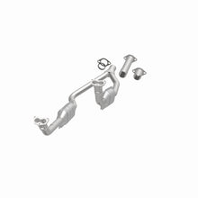 Load image into Gallery viewer, MagnaFlow Exhaust Products 23821 Standard Grade Direct-Fit Catalytic Converter for Select Land Rover Range Rover