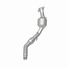 Load image into Gallery viewer, MagnaFlow Exhaust Products 24128 HM Grade Direct-Fit Catalytic Converter for Select Land Rover Freelander