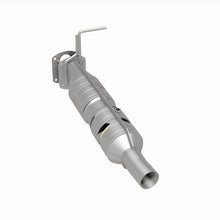 Load image into Gallery viewer, MagnaFlow Exhaust Products 280436 OEM Grade Direct-Fit Catalytic Converter for Select Ford F-53 Motorhome Chassis, Ford F-59 Commercial Stripped Chassis