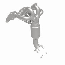 Load image into Gallery viewer, MagnaFlow Exhaust Products 5531382 California CARB Manifold Catalytic Converter for Select Ford Escape, Mazda Tribute, Mercury Mariner