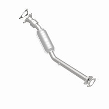 Load image into Gallery viewer, MagnaFlow Exhaust Products 51914 OEM Grade Direct-Fit Catalytic Converter for Select Chevrolet Cobalt, Chevrolet HHR, Pontiac G5, Saturn Ion