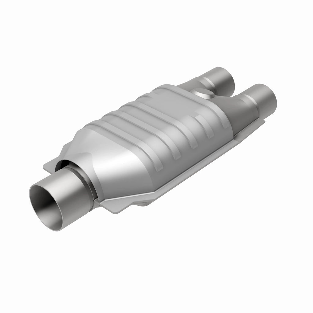 MagnaFlow Exhaust Products 51007 OEM Grade Universal Catalytic Converter for Select Chrysler Intrepid, Dodge Dakota, Ford Bronco, Ford E-150 Econoline, Ford E-150 Econoline Club Wagon, Ford E-250 Econoline, Ford E-350 Econoline, Ford E-350 Econoline Club