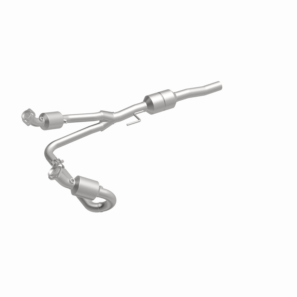 MagnaFlow Exhaust Products 51348 OEM Grade Direct-Fit Catalytic Converter for Select Dodge Durango
