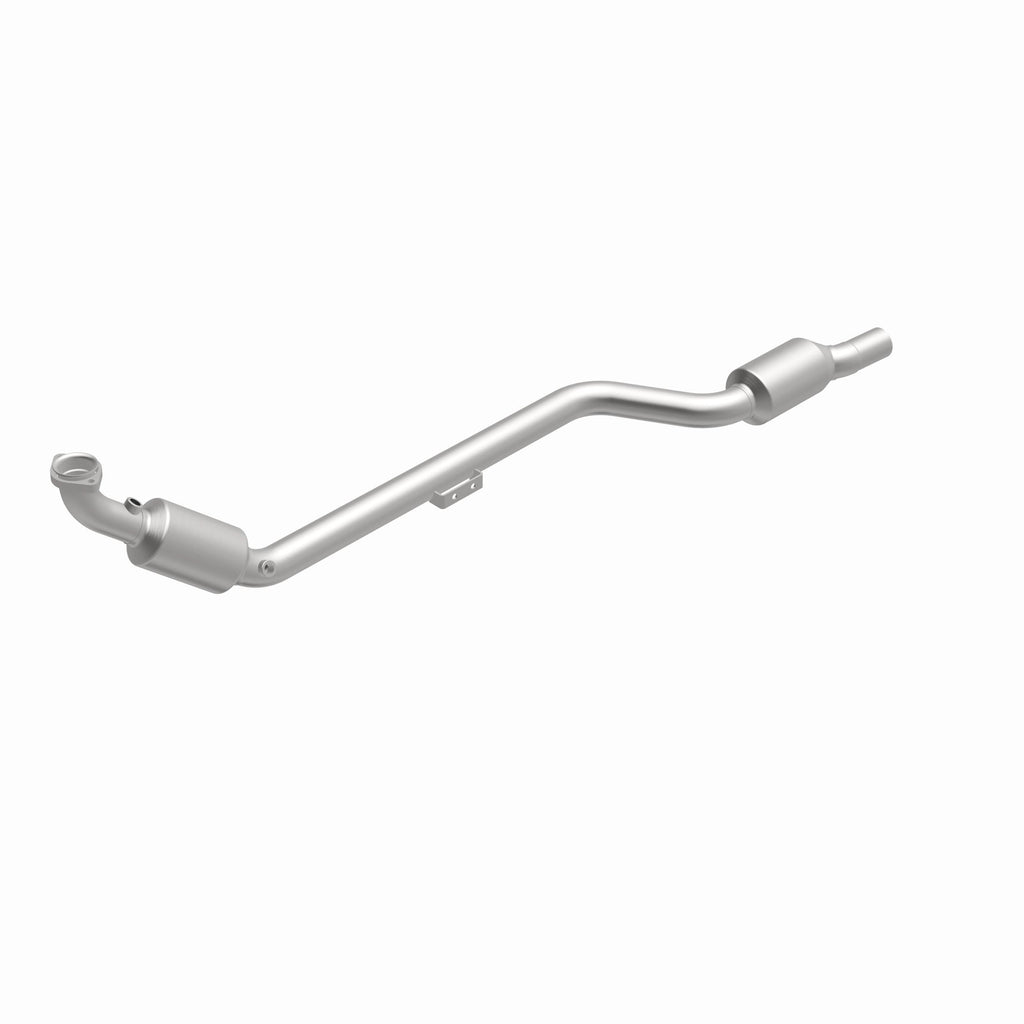 MagnaFlow Exhaust Products 24536 HM Grade Direct-Fit Catalytic Converter for Select Mercedes-Benz C240, Mercedes-Benz C32 AMG, Mercedes-Benz C320, Mercedes-Benz CLK320