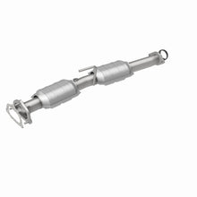 Load image into Gallery viewer, MagnaFlow Exhaust Products 441410 California CARB Direct-Fit Catalytic Converter for Select Ford Ranger, Mazda B3000, Mazda B4000
