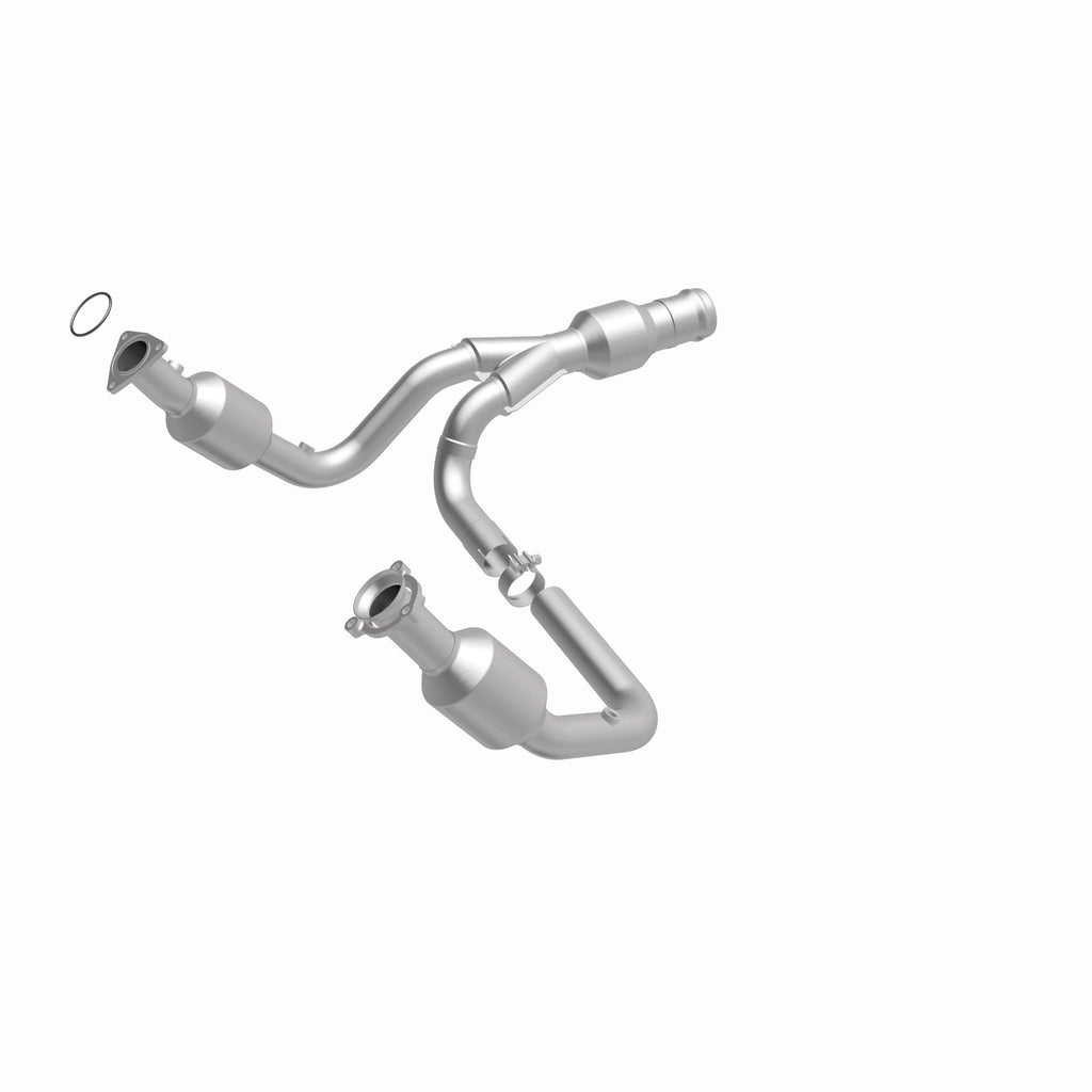 MagnaFlow Exhaust Products 5582617 California CARB Direct-Fit Catalytic Converter for Select Cadillac Escalade, Cadillac Escalade ESV, Chevrolet Silverado 1500, GMC Sierra 1500, GMC Yukon, GMC Yukon XL