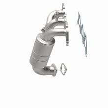 Load image into Gallery viewer, MagnaFlow Exhaust Products 51861 OEM Grade Manifold Catalytic Converter for Select Chrysler Sebring, Dodge Avenger