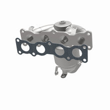 Load image into Gallery viewer, MagnaFlow Exhaust Products 22-086 OEM Grade Manifold Catalytic Converter for Select Hyundai Santa Fe Sport