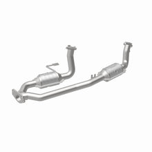 Load image into Gallery viewer, MagnaFlow Exhaust Products 49624 OEM Grade Direct-Fit Catalytic Converter for Select Ford Windstar