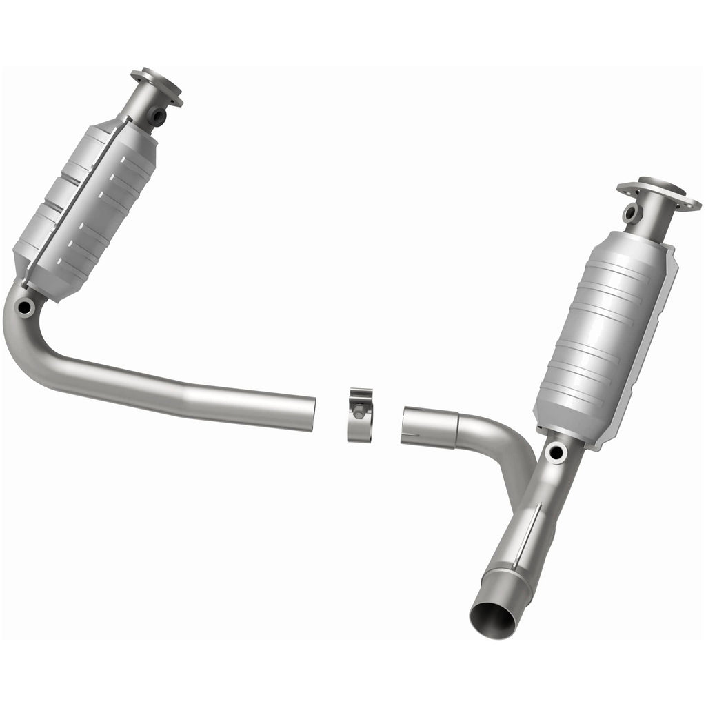 MagnaFlow Exhaust Products 49462 OEM Grade Direct-Fit Catalytic Converter for Select Dodge Dakota, Mitsubishi Raider