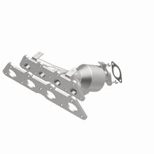 Load image into Gallery viewer, MagnaFlow Exhaust Products 51429 OEM Grade Manifold Catalytic Converter for Select Hyundai Accent, Hyundai Veloster, Kia Rio, Kia Soul