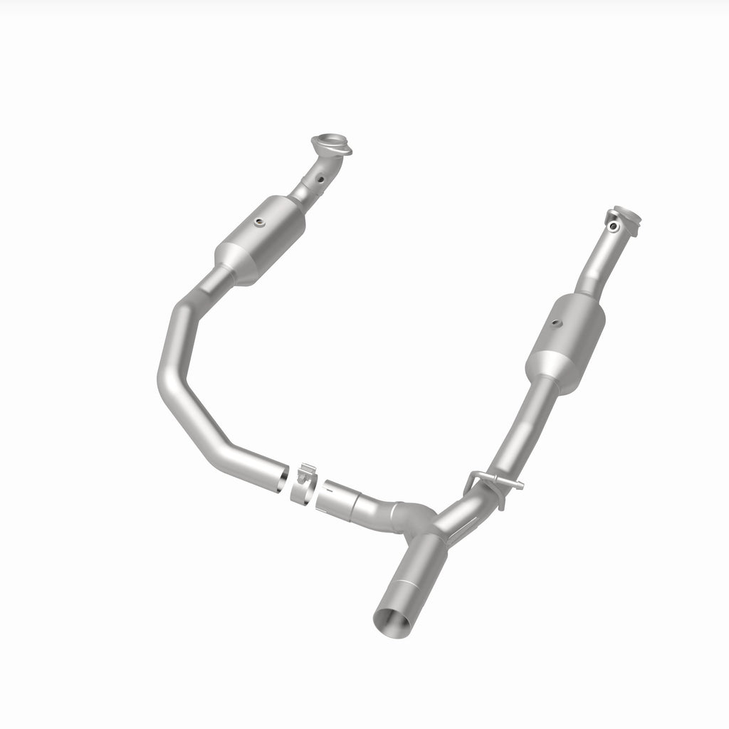 MagnaFlow Exhaust Products 280014 OEM Grade Direct-Fit Catalytic Converter for Select Ford E-350 Super Duty, Ford E-450 Super Duty
