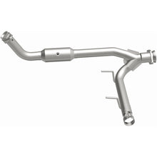 Load image into Gallery viewer, MagnaFlow Exhaust Products 4651508 California CARB Direct-Fit Catalytic Converter for Select Lincoln Navigator