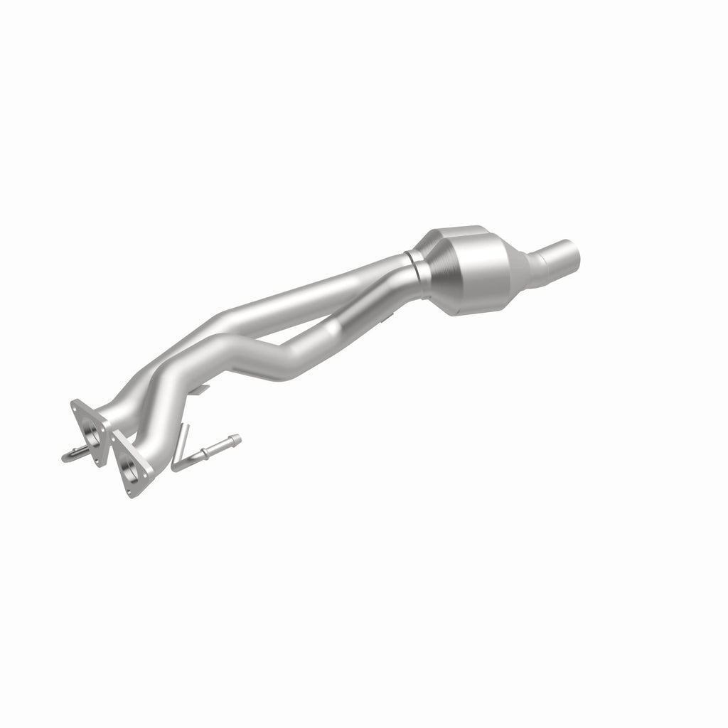 MagnaFlow Exhaust Products 5491957 California CARB Direct-Fit Catalytic Converter for Select Audi Q7, Volkswagen Touareg