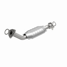 Load image into Gallery viewer, MagnaFlow Exhaust Products 447172 California CARB Direct-Fit Catalytic Converter for Select Toyota Tundra