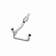 Load image into Gallery viewer, MagnaFlow Exhaust Products 334307 California CARB Direct-Fit Catalytic Converter for Select Ford Bronco, Ford F-150, Ford F-250
