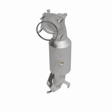 Load image into Gallery viewer, MagnaFlow Exhaust Products 280280 OEM Grade Direct-Fit Catalytic Converter for Select Jeep Cherokee