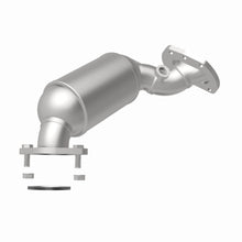 Load image into Gallery viewer, MagnaFlow Exhaust Products 22-009 OEM Grade Manifold Catalytic Converter for Select Lexus RX350, Lexus RX350L, Toyota Highlander, Toyota Sienna