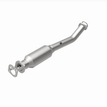 Load image into Gallery viewer, MagnaFlow Exhaust Products 5592218 California CARB Direct-Fit Catalytic Converter for Select INFINITI QX56, Nissan Armada, Nissan TITAN