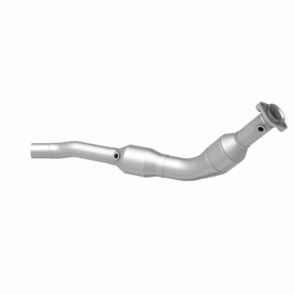 MagnaFlow Exhaust Products 49718 OEM Grade Direct-Fit Catalytic Converter for Select Land Rover LR3, Land Rover Range Rover Sport